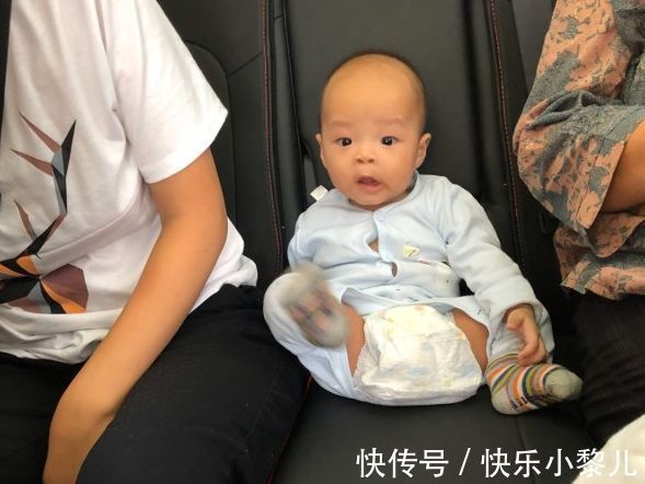 纸尿裤|带宝宝不要盲目相信“老人言”,夏天里需做对4件事,宝宝不受罪