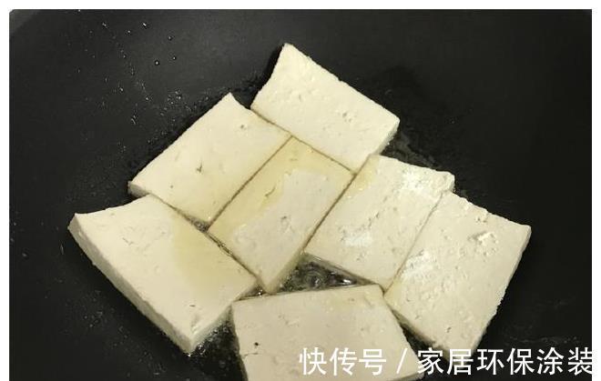 豆腐的这种做法绝了,香辣入味,比肉还好吃,上桌家人抢着吃