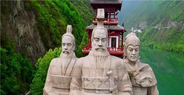 萧何|韩信被杀时张良不保他，真是吕雉自作主张原因在刘邦的问话里