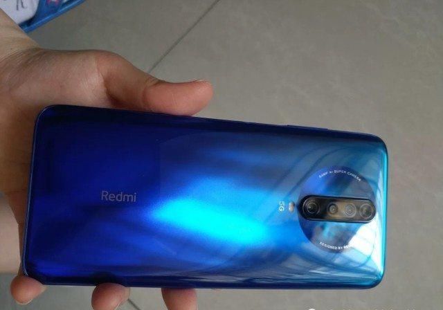 红米K30|最便宜的5G手机，6400万＋120Hz仅1299，不足就是内存有点小