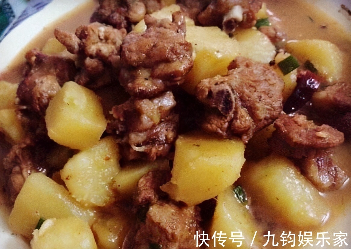 牛蹄|女性想拒绝成为黄脸婆,三种美食不能少,营养美味,补血养气