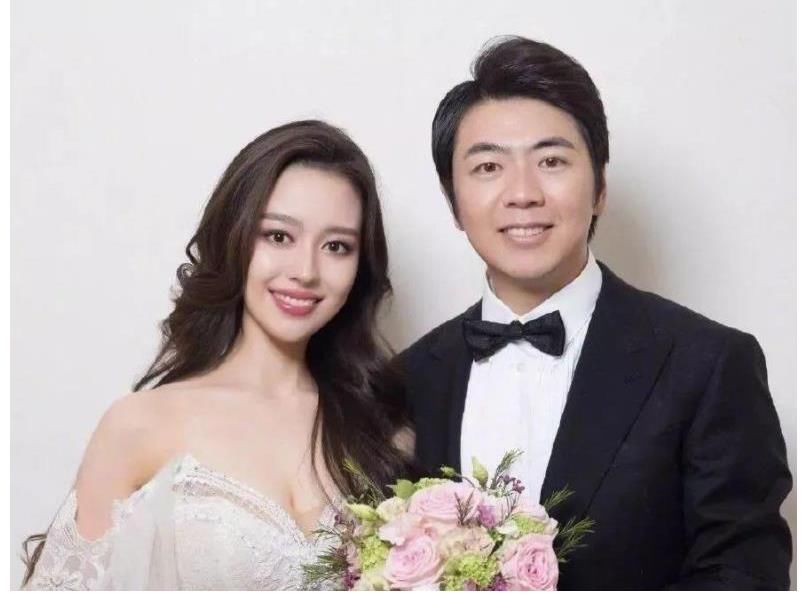 马嘉祺|《夏日少年派》马嘉祺出现很意外，首位女嘉宾登场，网友反倒淡定