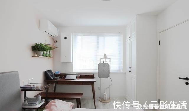 一居室|看腻了北欧风,43㎡一居室靠超美配色做到了优雅高级!