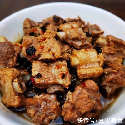 豆豉辣椒|懒人最爱的豆豉辣椒蒸中排来啦!简单又好吃