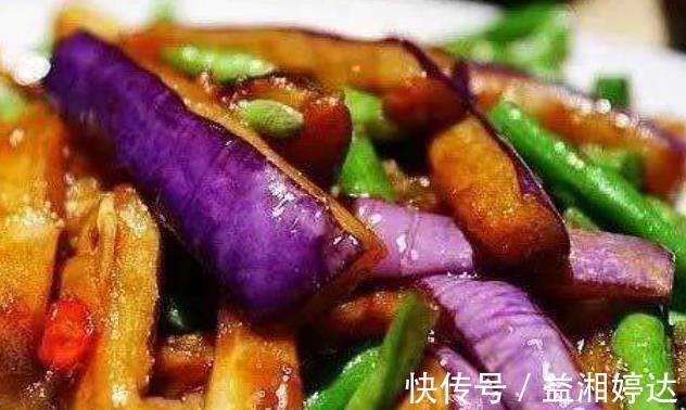 茄子饼|炒茄子，费油难炒怎么办？不要急于下锅炒，多做一步，好炒不油腻
