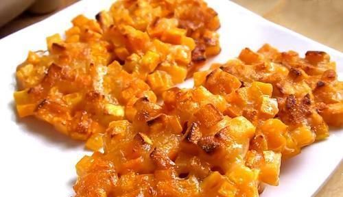 教你做一道好吃有营养的红薯小饼，做法简单，孩子一顿能吃4个