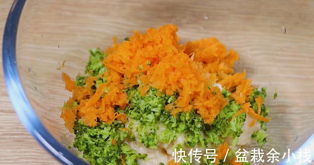 宝妈|比牛奶还补钙,比薯条还好吃,出锅就光盘,专治光吃不长个的宝宝