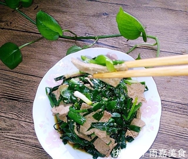 猪肝|“它”隔三差五吃点,对眼睛好,老人吃还补铁,我家每周都吃1次