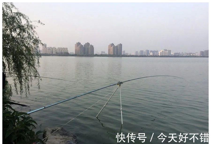 钓龄越长鱼竿越短?野钓,竿越长你越强!