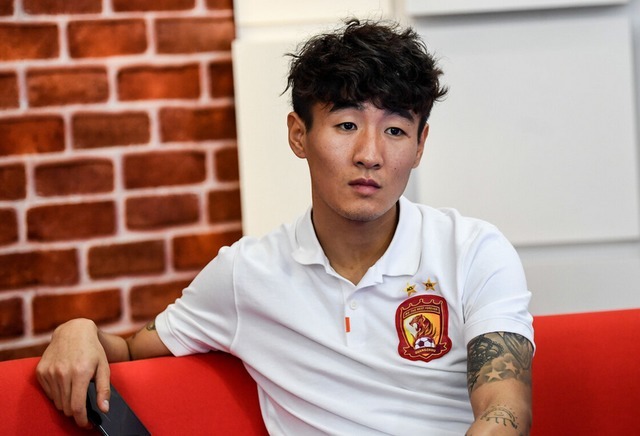 國(guó)足|國(guó)足動(dòng)真格了！首位國(guó)腳韋世豪被足協(xié)開除，只因公開懷疑教練組