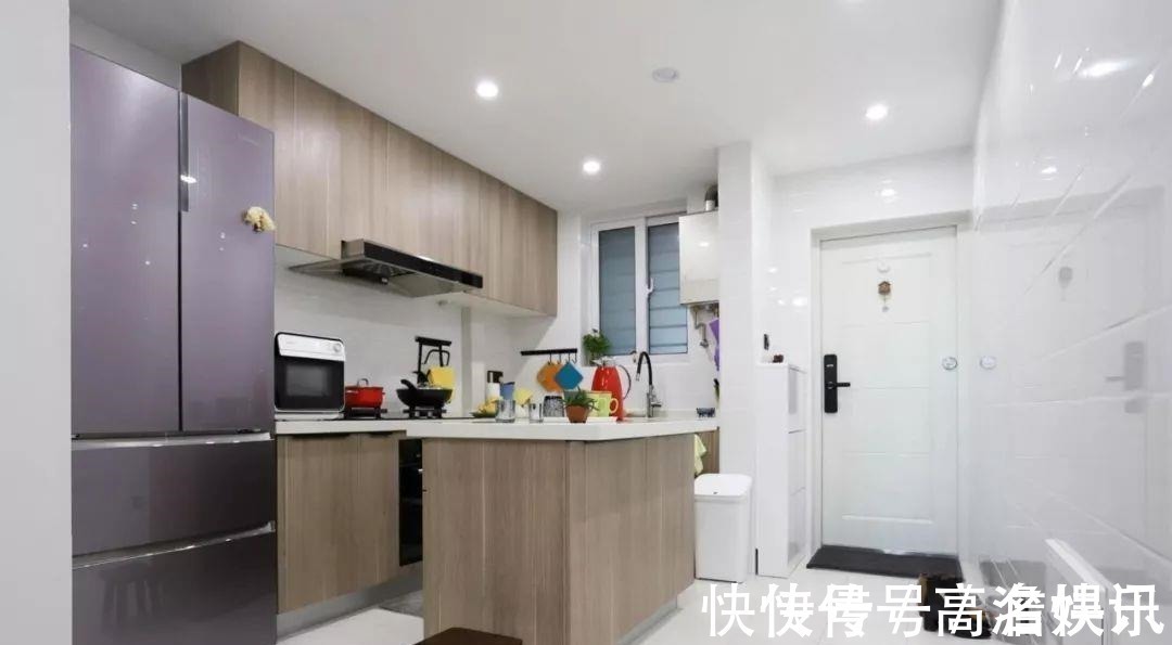 实用|59㎡小两居,客餐厅合并功能叠加,中岛式厨房收纳满分,超实用!