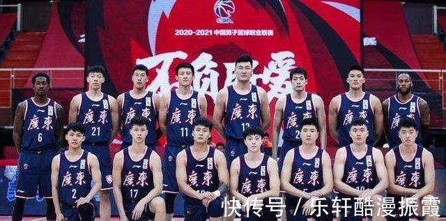 杜锋|韩德君暴揍威姆斯真不冤,严惩威姆斯,8倍镜还原韩德君被肘击