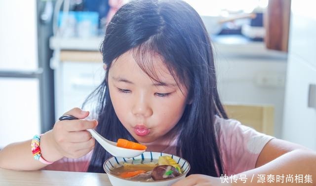 进补|入秋后多喝这道汤,颜色丰富,用料简单味道足,孩子爱喝身体棒