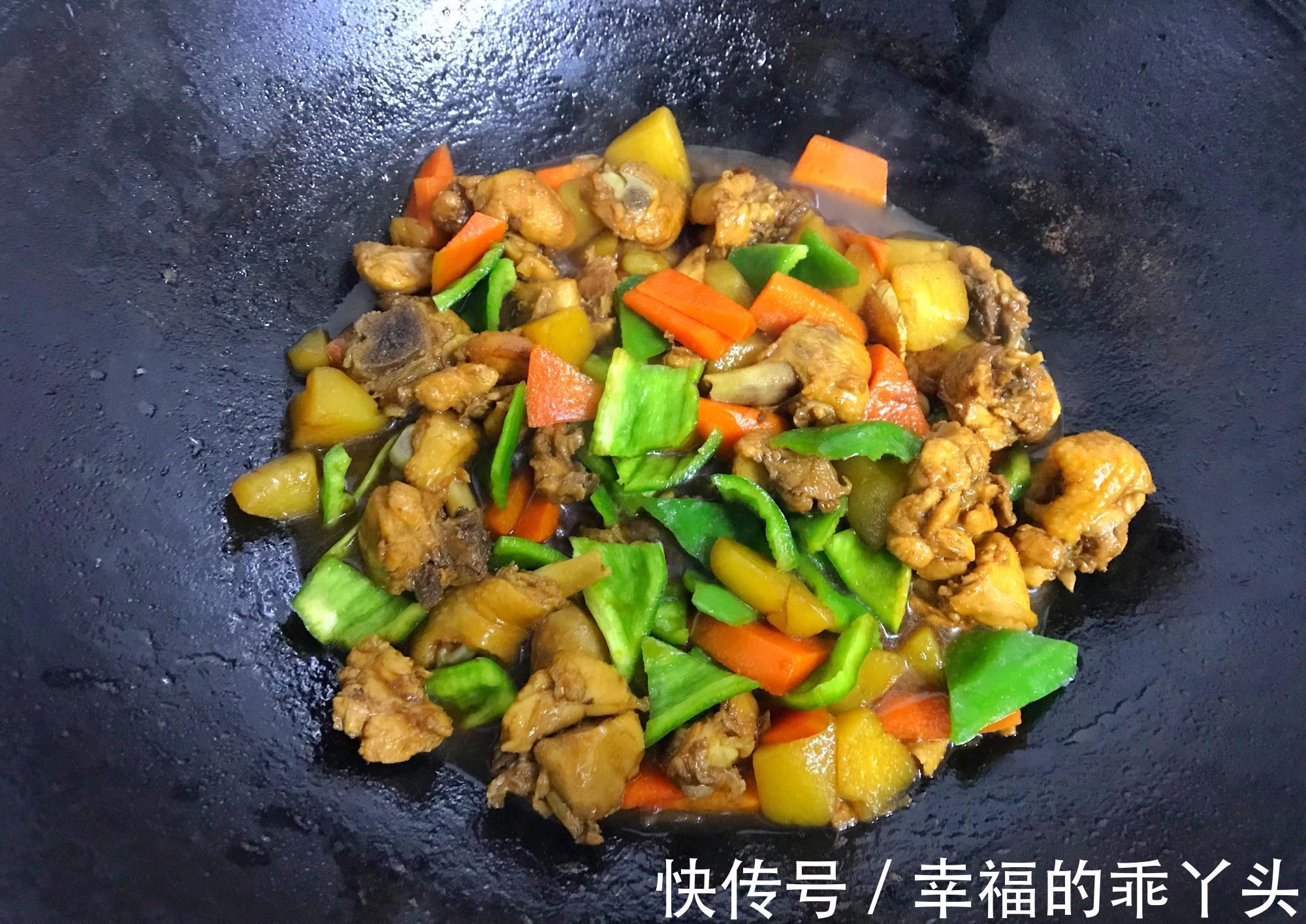 冬天,我家最爱的一道菜,加土豆焖一锅太香了,鲜美滋补又下饭