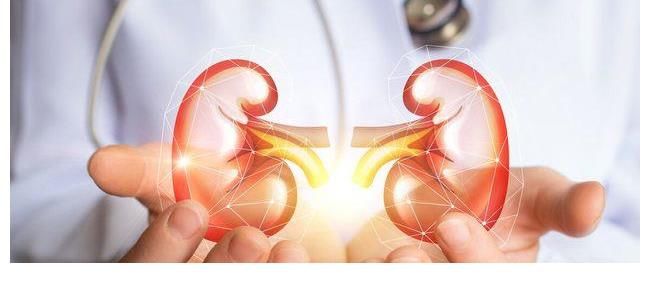 肌肉|俩肌肉小伙健身房PK，次日尿液呈酱油色，练出了肌肉溶解症