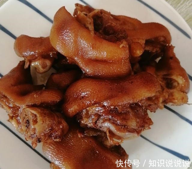 炖猪蹄,满满的胶原蛋白