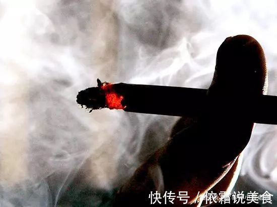 娇妻|45岁男子确诊肝癌,1个多月后离世,家属痛哭与妻子脱不了干系