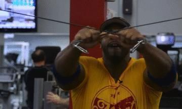 肩部|别再怪自己肩不够宽,是因为你一直忽视这6个王牌动作