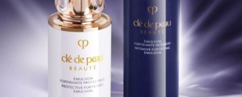 乳液和润肤露哪个先用