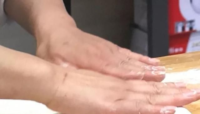 高颜值好口味,就是菊花酥,当早餐做零食,全家都爱吃