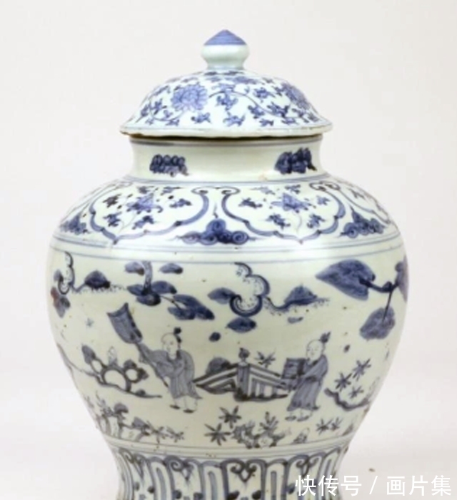 祖坟|给祖先迁坟，坟里没有尸骨，却有一个青花瓷罐，什么情况？