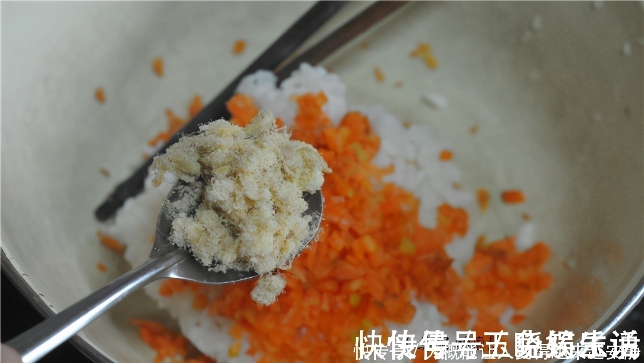 烤饭团|米饭新做法，儿子着了迷，配点蔬菜，简单一做，天天吃不够