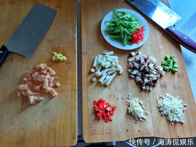 满意|一个女人最省事晚餐,简单一炒一煮几分钟上桌,吃得满意舒服健康