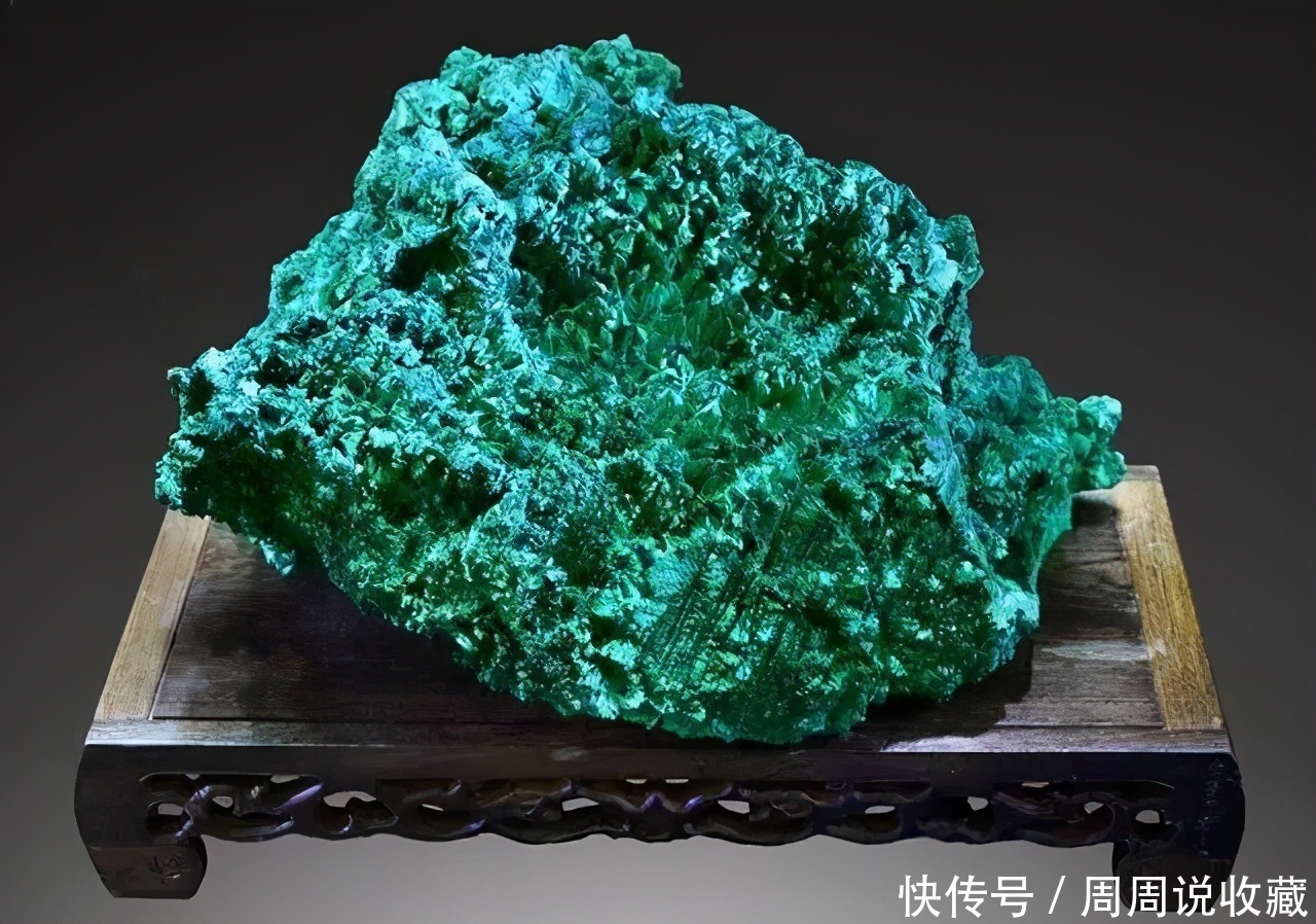 孔雀石质脆,佩戴,保养需要注意这几点