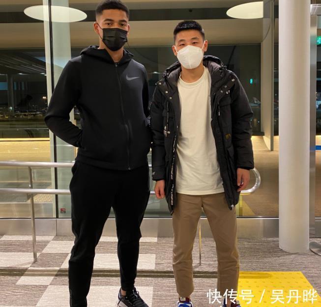 疫情|国足内部矛盾爆发!武磊发文讽刺洛国富,媒体人:武磊成不了领袖