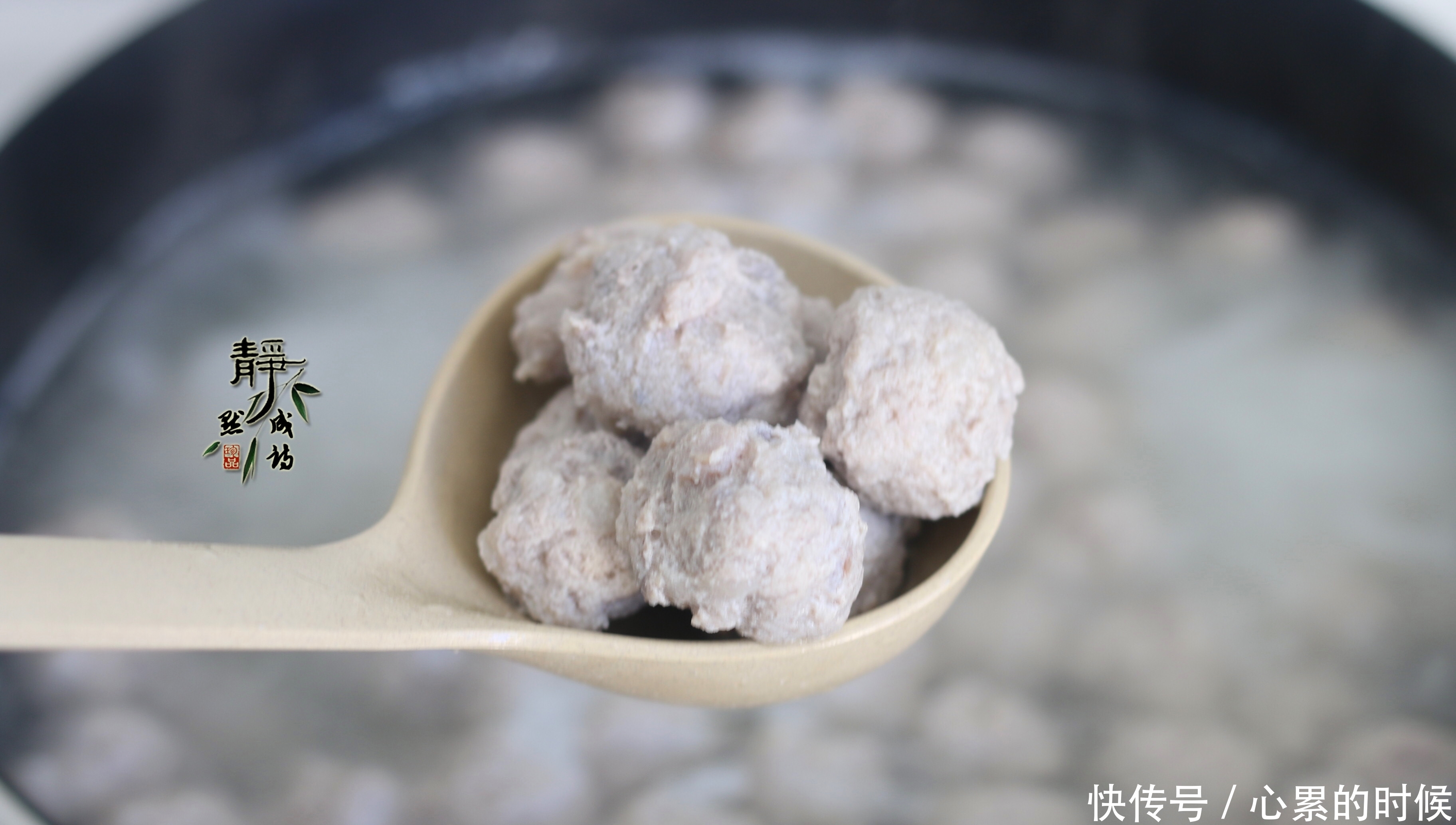 氽猪肉丸的正确做法,不腥不柴不用淀粉,香嫩弹滑,照做保好吃
