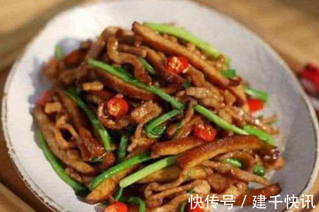 豆腐干|美食推荐干锅花菜，尖椒豆干炒腊里脊，麻辣煎鱼，五花肉焖腐竹