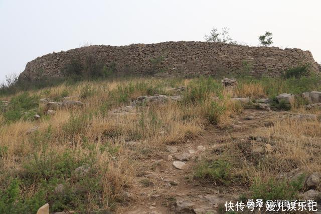 河北一山顶藏着古寨，寨门寨墙完整有人居住，邻村人都不知它存在