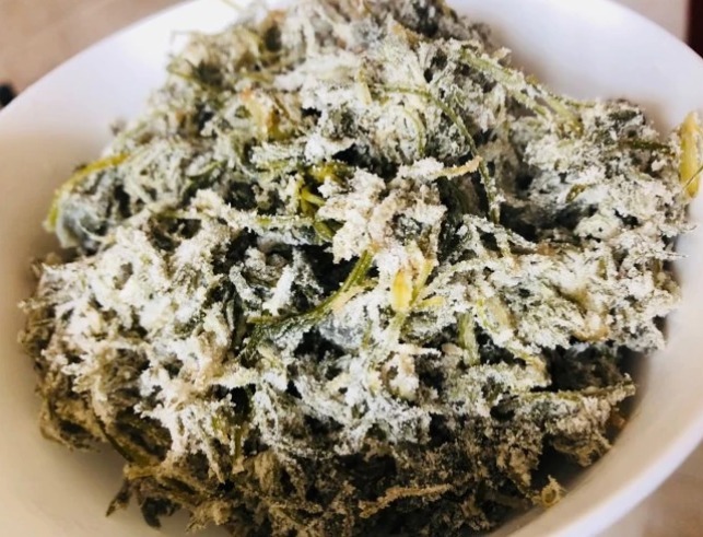 排出|藏在路边“护肝菜”,每天吃一盘,排出毒素,口臭没了,肝脏健康