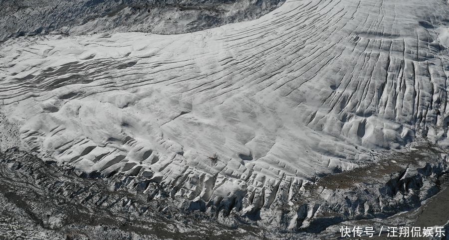 阿尼玛卿山下发现15万平方公里的空洞，青藏高原是空心的？