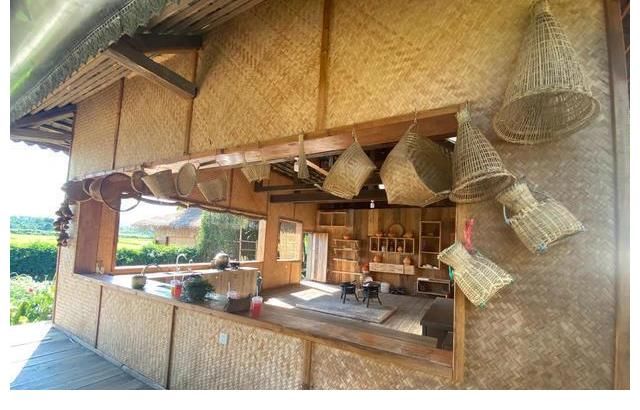 向往的生活|《向往的生活5》錄制地點(diǎn)現(xiàn)狀，圖書館無人管理，蘑菇屋一片狼藉