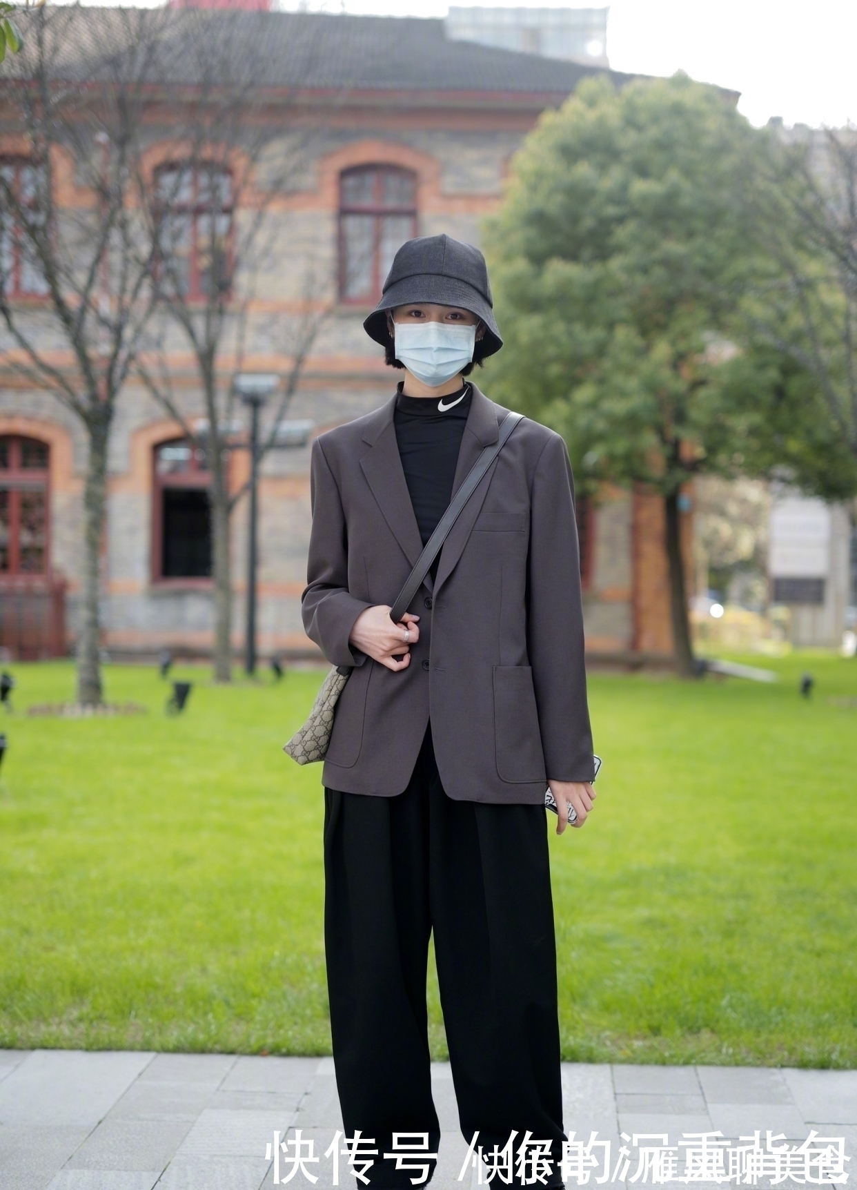 时尚感 裤子在精不在多,今冬流行这几款,时髦显瘦,搭配大衣棉服都好看