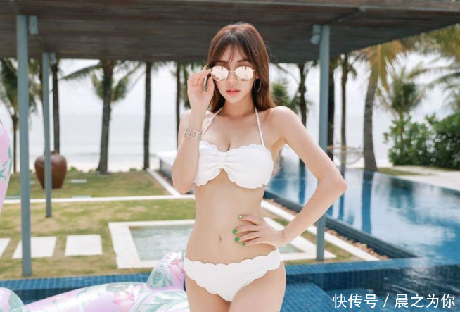 显出|苗条好看的泳衣美女,提升自信美,穿出有格调的女神魅力