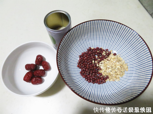 秀发|红豆和此物一起煮,嘴巴不臭了,皱纹消失了,头发慢慢变乌黑秀发