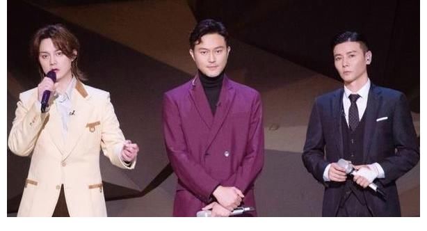 哥哥：最新排名信息量大，说唱歌手1人定成团，1人却排名大幅下降