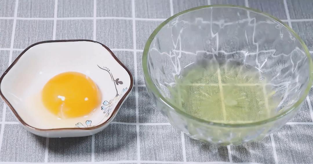 小米粥|一口吃进10种营养,钙是牛奶6倍,铁是牛肉3倍,宝宝吃的渣都不剩