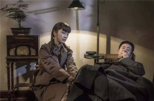 培养|她16岁嫁人,23岁守寡,从未读书,却亲手将儿子培养成大文豪