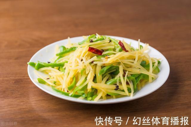 土豆|做凉拌土豆丝,不要直接下锅焯水,多做1步,土豆丝更脆爽入味