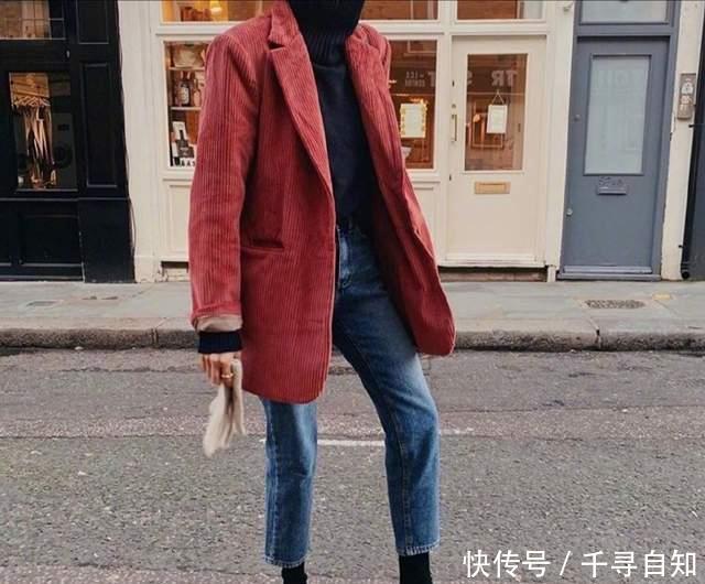 过节怎么穿更吸睛？试试这几种配色，妥妥的人群中的焦点