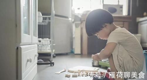 孩子|孩子有这3种“懂事”行为,暗示长大后情商低,家长别不当回事