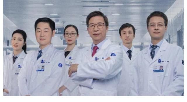 何炅主持了两季《令人心动的offer》,第三季退出的原因是什么?