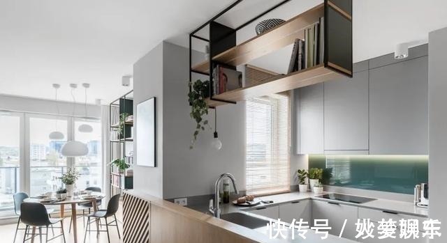 木格栅|108㎡现代简约风三室装修,用这样的木格栅做隔断,好美呀