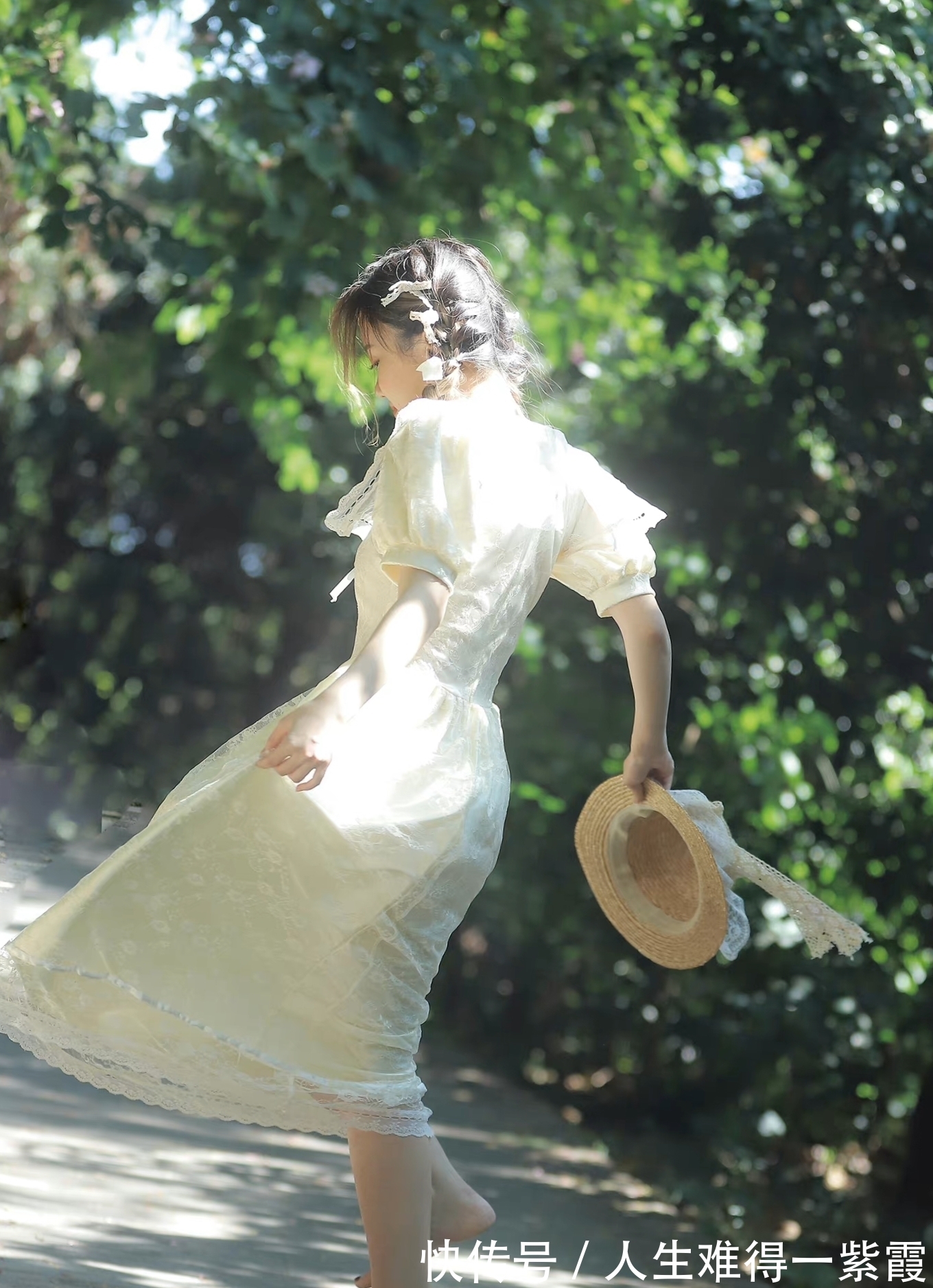 海浪#若你在,执你的手,舞清风盈袖,弄花香满衣