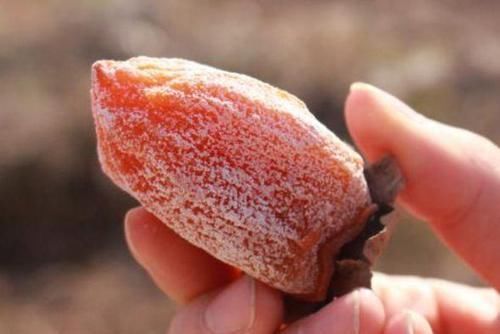 柿饼|女人缺乏黄体酮易衰老？多吃这3种养颜食物，拒绝被叫“黄脸婆”