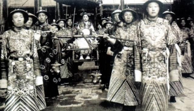 嘴边|慈禧一生仅写一首诗，最后一句家喻户晓，如今我们经常会挂嘴边