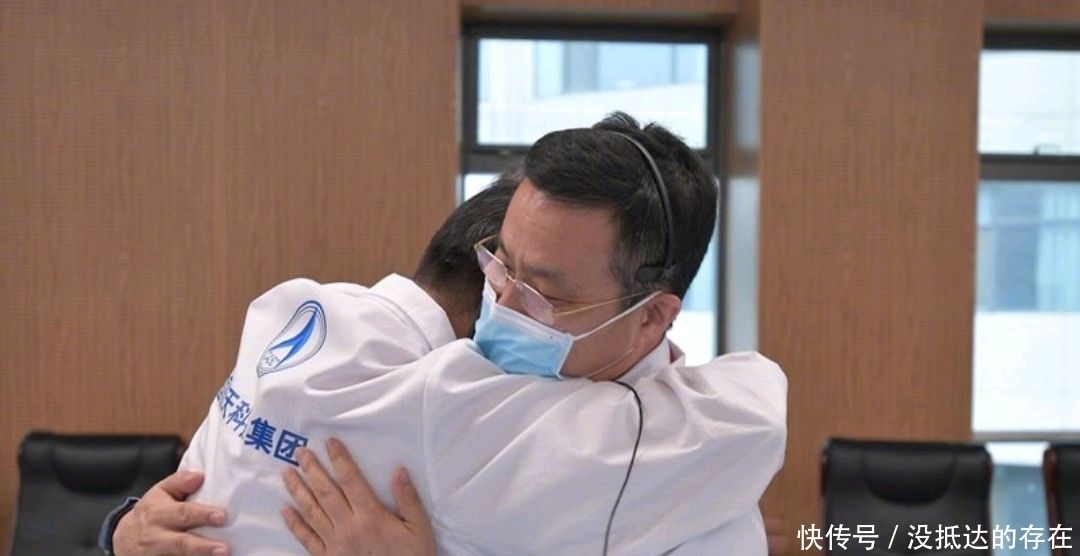 火星上的一天 祝融成功登陆火星!跟火星相关的电影中,这部纪录片能满足好奇心